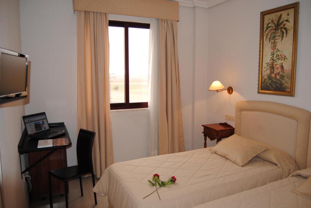 Hotel Cristina-Enea Valdeganga Habitación foto